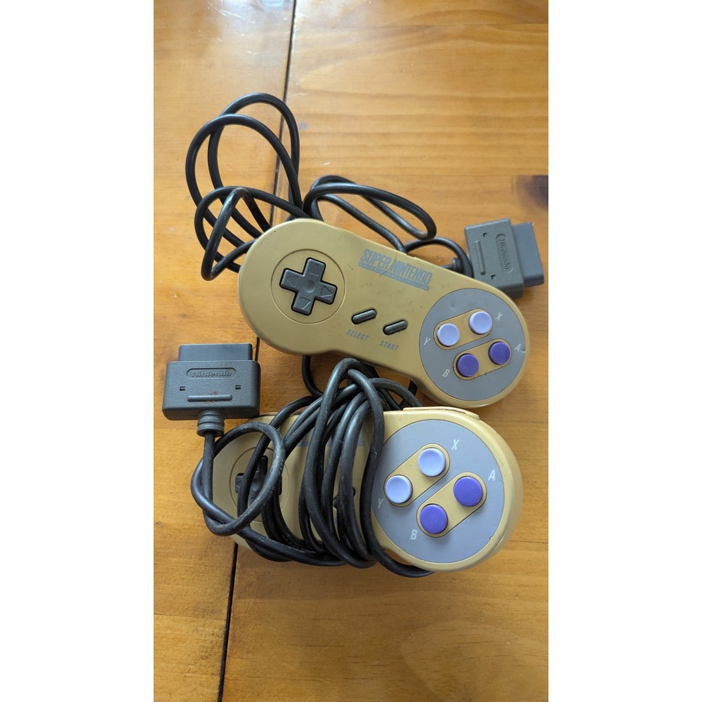 Lot‎ of 2 Nintendo Super Nintendo SNES Controller OEM Genuine Model SNS-005 Gray